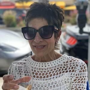 Meet your Posher, Mary-beth